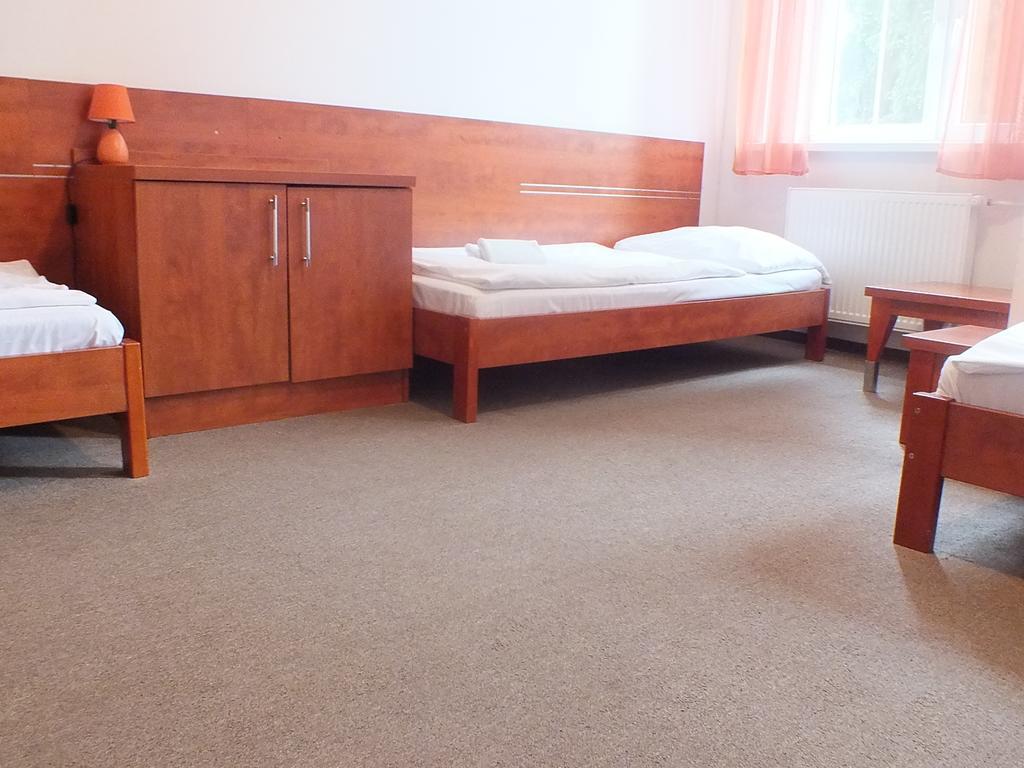 Hotel Skalka ราเอตสเก เตปลิตเซ ภายนอก รูปภาพ