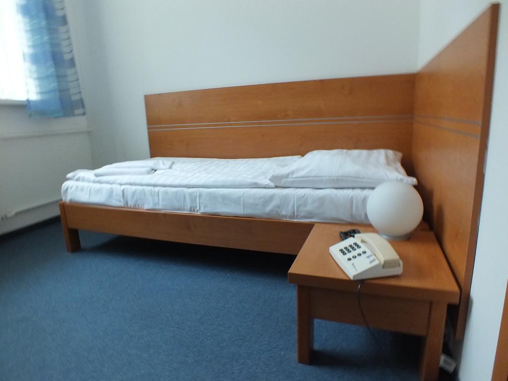 Hotel Skalka ราเอตสเก เตปลิตเซ ภายนอก รูปภาพ