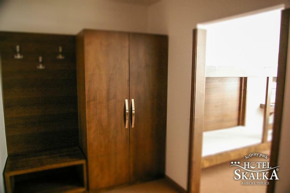 Hotel Skalka ราเอตสเก เตปลิตเซ ภายนอก รูปภาพ